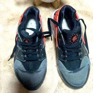 Nike Air Huarache Shoes Sneakers Womens Size 6